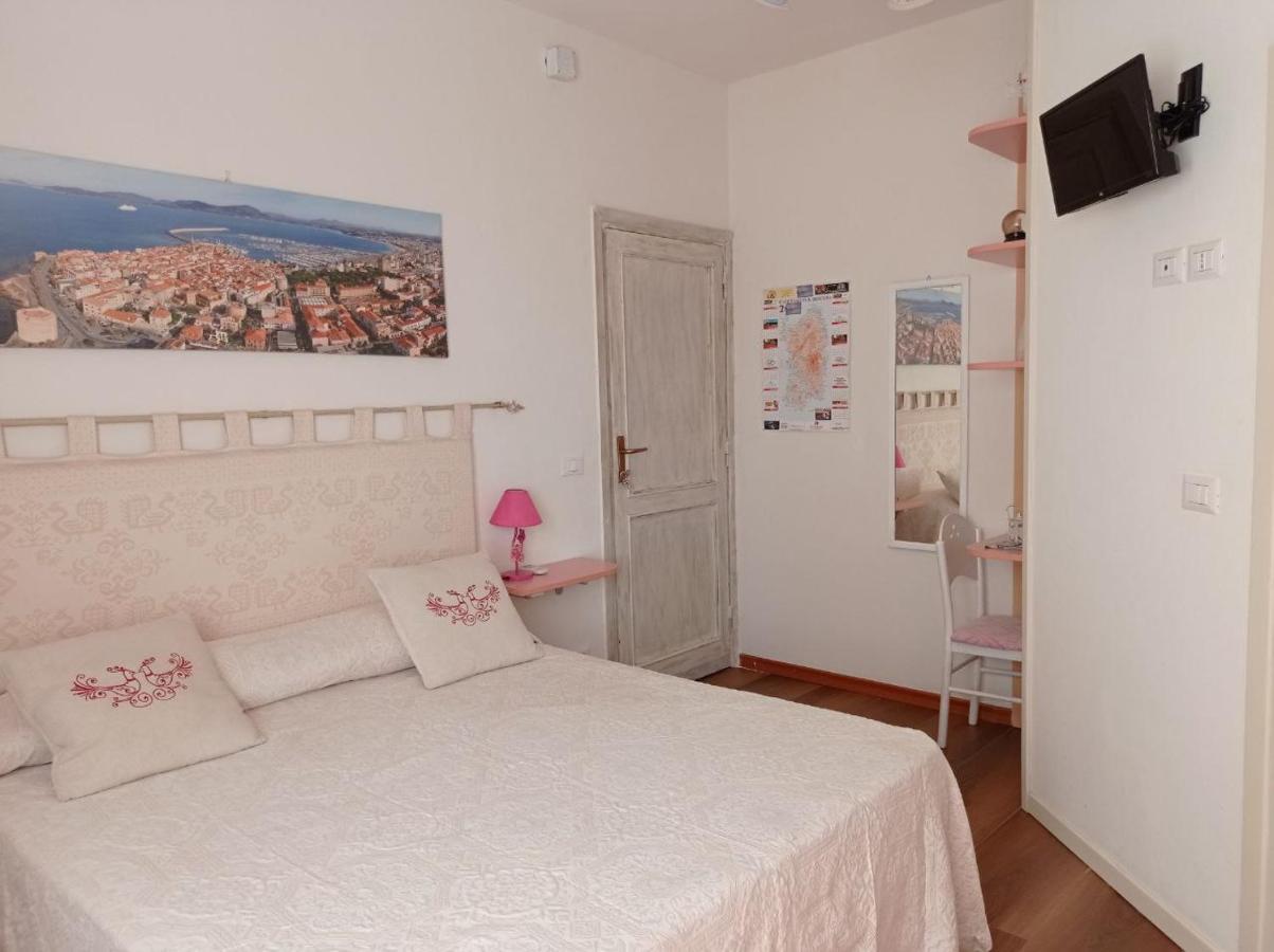 La Pervinca Bed and Breakfast Alghero Buitenkant foto